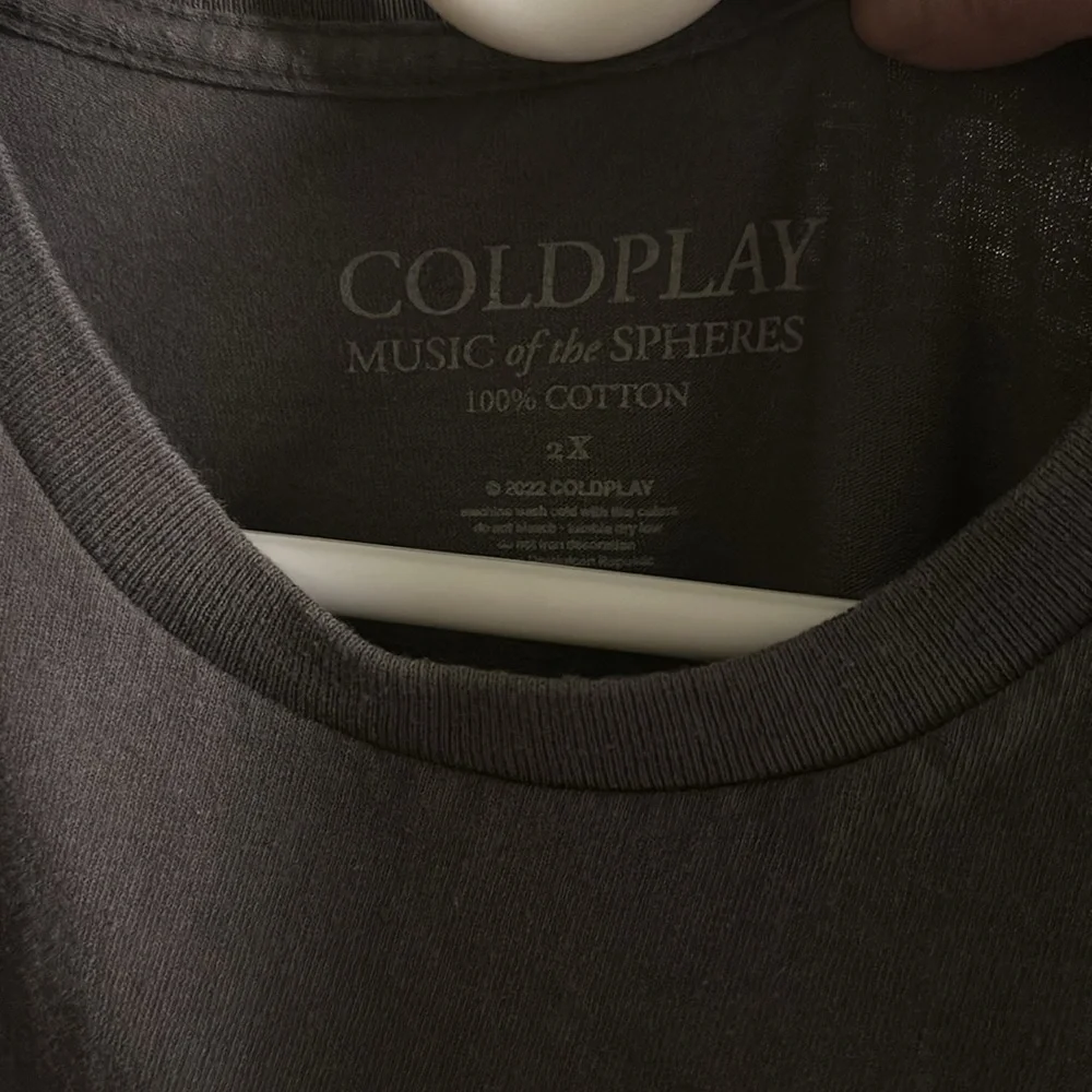 Vintage Coldplay music of the spheres concert tour tee xxl - Picture 3 of 4